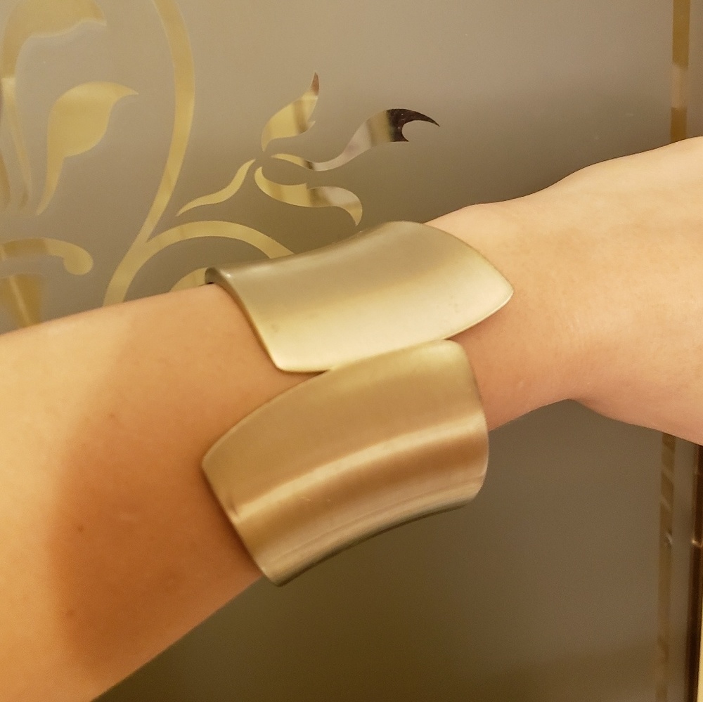 Pretty Gold Cuff Bracelet